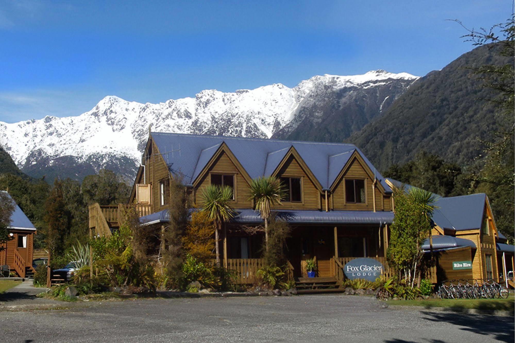 Fox Glacier Lodge Exterior photo